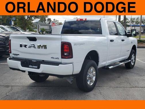 2025 RAM 3500 Big Horn Crew Cab 4x4 6'4' Box