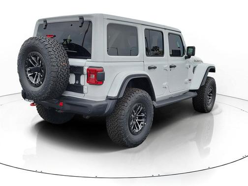 Bright White Clearcoat 2026 Jeep Wrangler Rubicon
