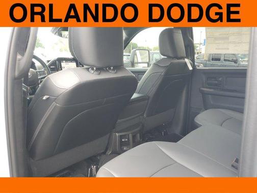 2025 RAM 2500 Tradesman Crew Cab 4x4 6'4' Box