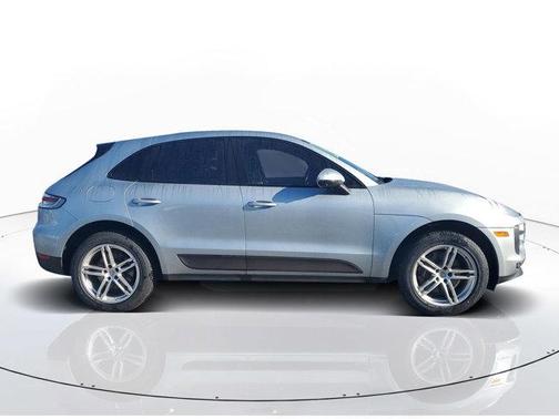 2021 Porsche Macan Base