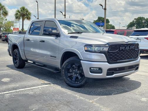 Billet Silver Metallic Clearcoat 2025 RAM 1500 Big Horn/Lone Star