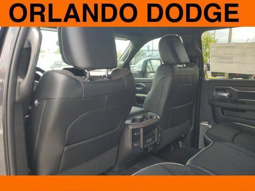 2025 RAM 3500 Laramie Crew Cab 4x4 6'4' Box