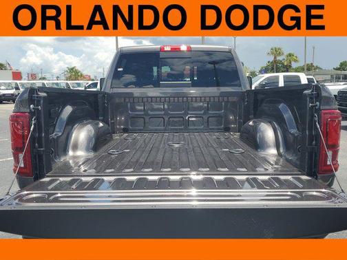 2025 RAM 3500 Laramie Crew Cab 4x4 6'4' Box