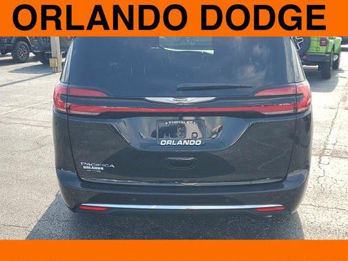 2026 Chrysler Pacifica L