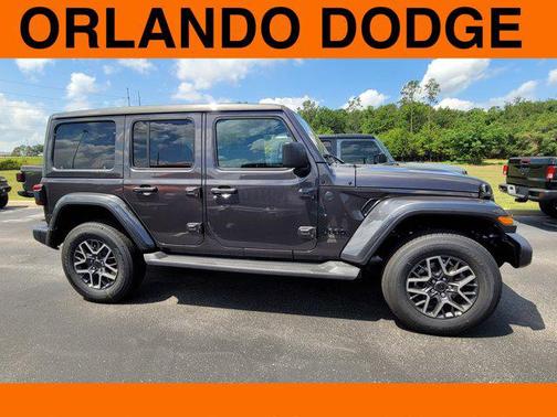 2025 Jeep Wrangler 4-Door Sahara 4x4