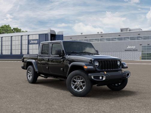 Black Clearcoat 2026 Jeep Gladiator 85th Anniversary Edition 4x4