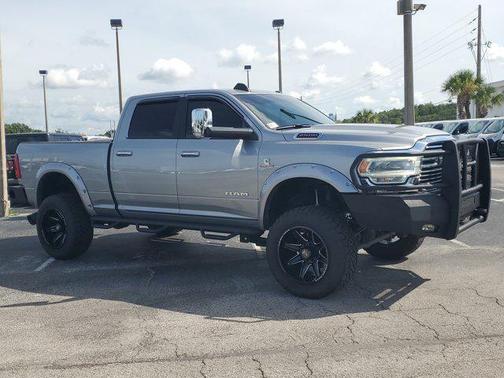 2021 RAM 2500 Laramie Crew Cab 4x4 6'4' Box