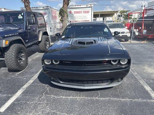 2015 Dodge Challenger R/T Plus