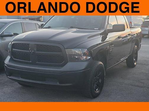 Diamond Black Crystal Pearlcoat 2022 RAM 1500 Tradesman