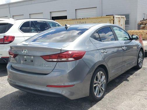2017 Hyundai ELANTRA Limited