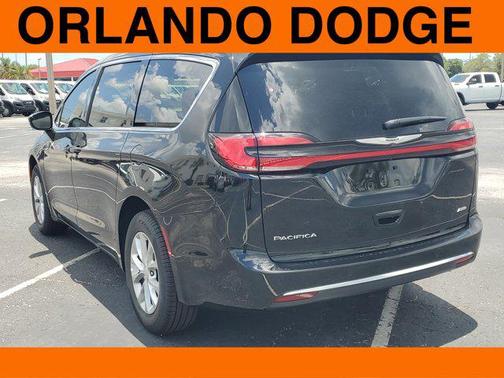 2025 Chrysler Pacifica L