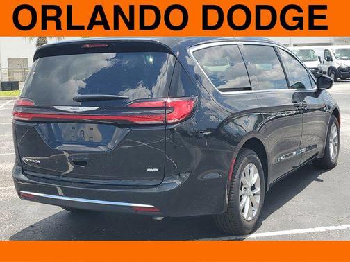 2025 Chrysler Pacifica L