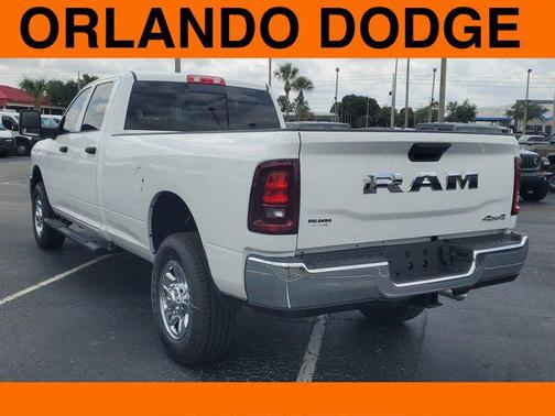 2025 RAM 2500 Tradesman Crew Cab 4x4 8' Box