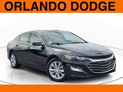Mosaic Black Metallic 2024 Chevrolet Malibu FWD 1LT