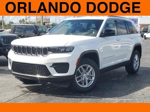 2025 Jeep Grand Cherokee Laredo