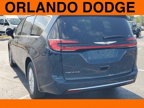 2025 Chrysler Pacifica L