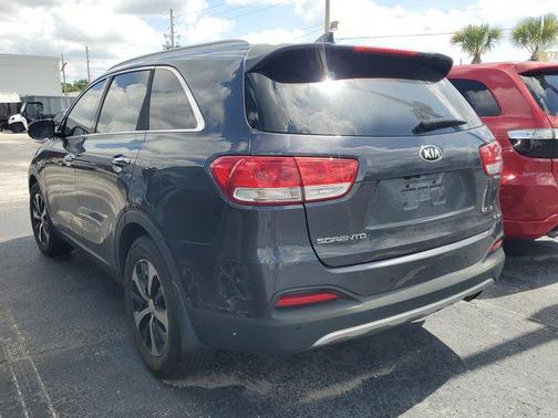 2016 Kia Sorento EX