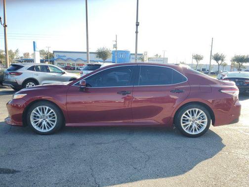 2020 Toyota Camry XLE