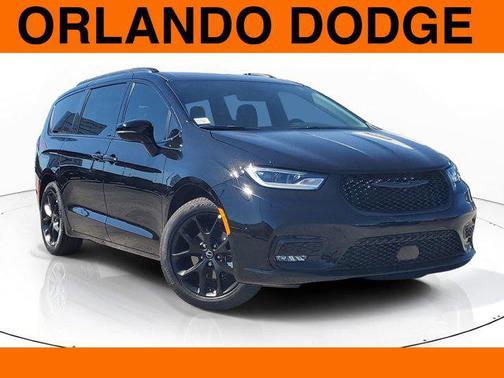 2026 Chrysler Pacifica L