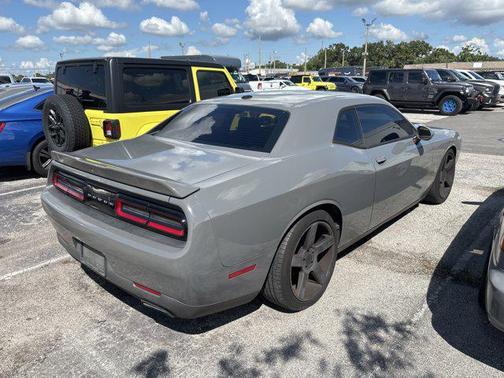 2018 Dodge Challenger SXT