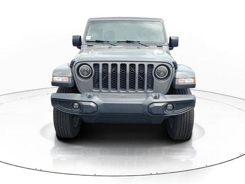 Sting-Gray Clearcoat 2022 Jeep Gladiator Overland
