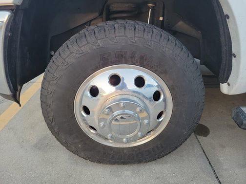 2018 RAM 3500 Laramie Crew Cab 4x4 8' Box