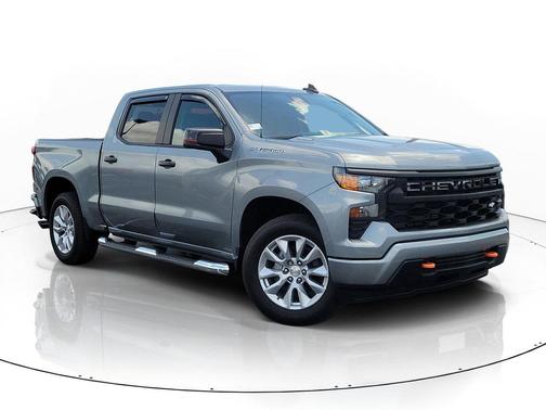 Sterling Gray Metallic 2026 Chevrolet Silverado 1500 Custom