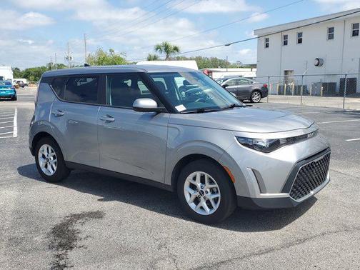 2024 Kia Soul LX