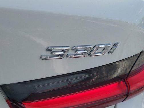 2025 BMW 330 i