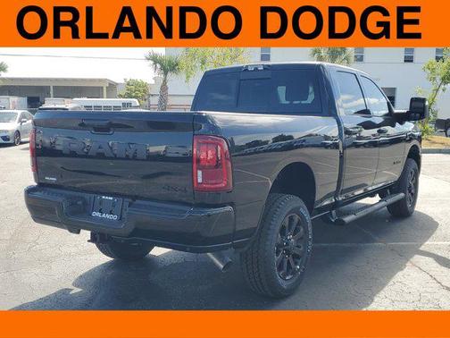 2025 RAM 2500 Big Horn Crew Cab 4x4 6'4' Box