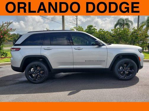 2025 Jeep Grand Cherokee Altitude