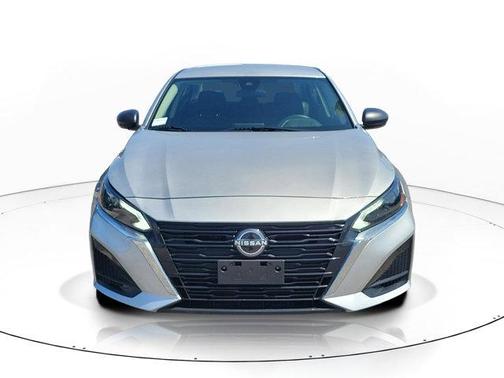 Brilliant Silver Metallic 2024 Nissan Altima S FWD