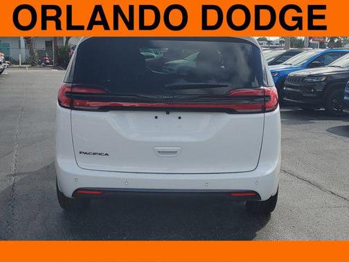 2026 Chrysler Pacifica L