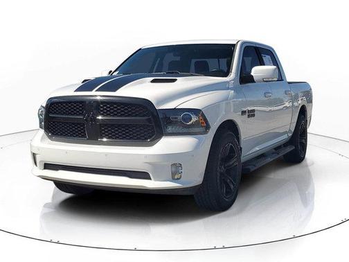 2017 RAM 1500 Night Crew Cab 4x2 5'7' Box