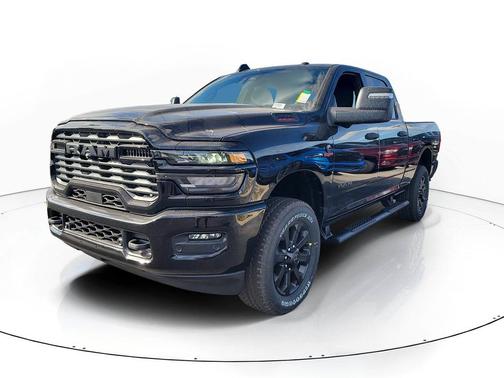 Diamond Black Crystal Pearlcoat 2026 RAM 2500 Big Horn Crew Cab 4x4 6'4' Box