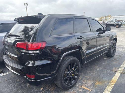 2020 Jeep Grand Cherokee Altitude
