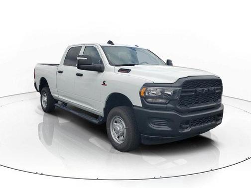 2024 RAM 2500 Tradesman Crew Cab 4x4 6'4' Box