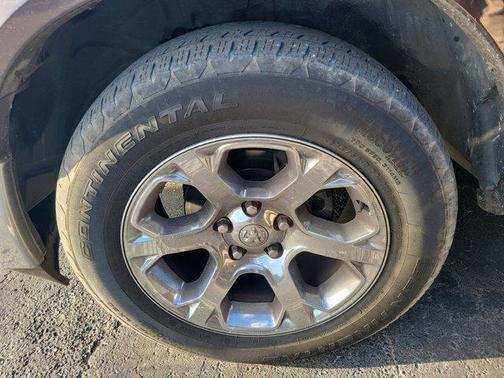 Luxury Brown Pearlcoat 2017 RAM 1500 Laramie