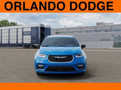 2026 Chrysler Pacifica L