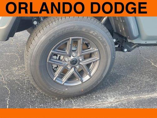 2025 Jeep Gladiator Sport S