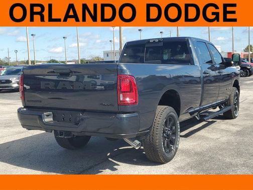 2026 RAM 3500 Laramie Crew Cab 4x4 8' Box