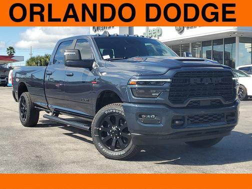 2026 RAM 3500 Laramie Crew Cab 4x4 8' Box