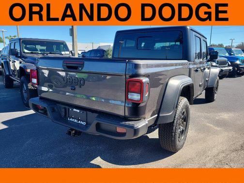 2026 Jeep Gladiator Sport