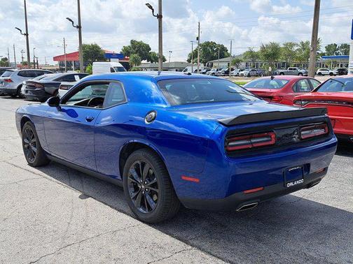 2022 Dodge Challenger SXT
