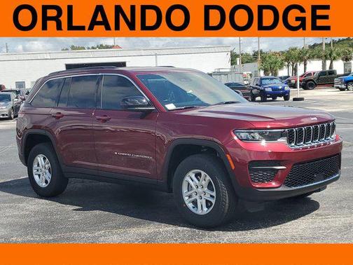 2025 Jeep Grand Cherokee Laredo