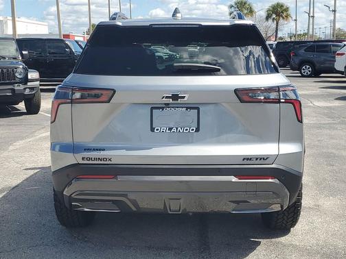 Sterling Gray Metallic 2026 Chevrolet Equinox FWD ACTIV