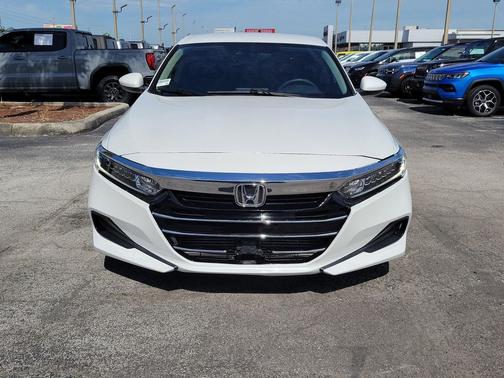 Platinum White Pearl 2022 Honda Accord LX 1.5T