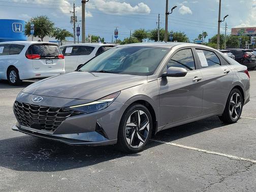 Fluid Metal 2023 Hyundai ELANTRA HEV Limited