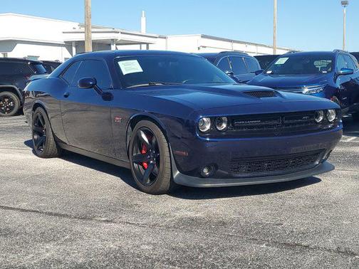 2016 Dodge Challenger SRT 392