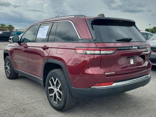 Velvet Red Pearlcoat 2023 Jeep Grand Cherokee Limited